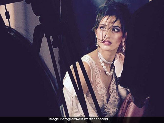 Disha Patani Doesn't Like 'Public Scrutiny, But it's A Part Of My Job'