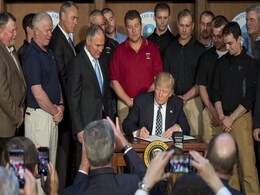 Donald Trump Signs Order Sweeping Away Obama-Era Climate Policies Donald Trump Signs Order Sweeping Away Obama-Era Climate Policies