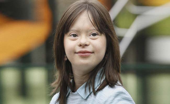 Down's Syndrome Woman To Present Prime Time Weather Bulletin On TV