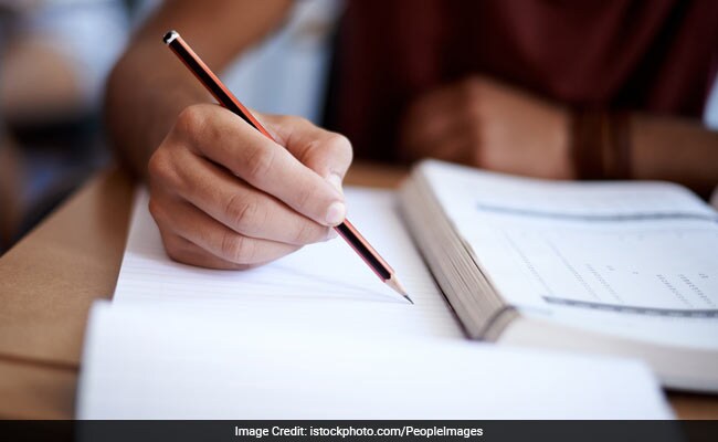Karnataka SSLC 2018 Exam Provisional Time Table Released; Check Here