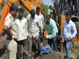 19 Female Foetuses, Wrapped In Plastic Bags, Found In Sewer In Maharashtra 19 Female Foetuses, Wrapped In Plastic Bags, Found In Sewer In Maharashtra