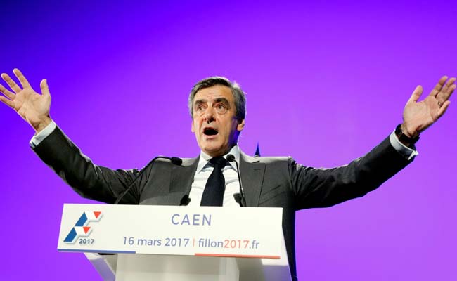 France's Scandal-Tainted Francois Fillon Accuses Francois Hollande Of Media Leaks