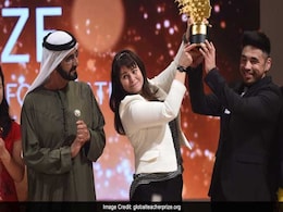 Maggie McDonnell, Teacher From Canada Wins Global Teacher Prize 2017 Maggie McDonnell, Teacher From Canada Wins Global Teacher Prize 2017