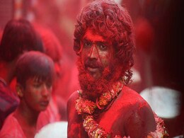 Holi 2017: History And Celebration Of Festival Of Colours In India Holi 2017: History And Celebration Of Festival Of Colours In India