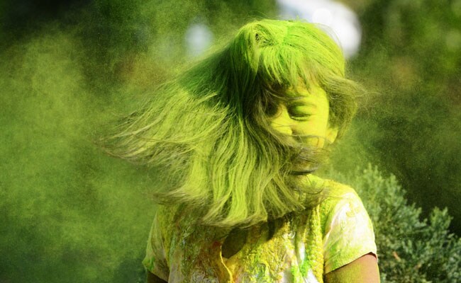 holi