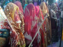 होली से पहले जान लें रंग और उल्लास के इस त्यौहार से जुड़ी ये 10 महत्वपूर्ण और रोचक बातें होली से पहले जान लें रंग और उल्लास के इस त्यौहार से जुड़ी ये 10 महत्वपूर्ण और रोचक बातें