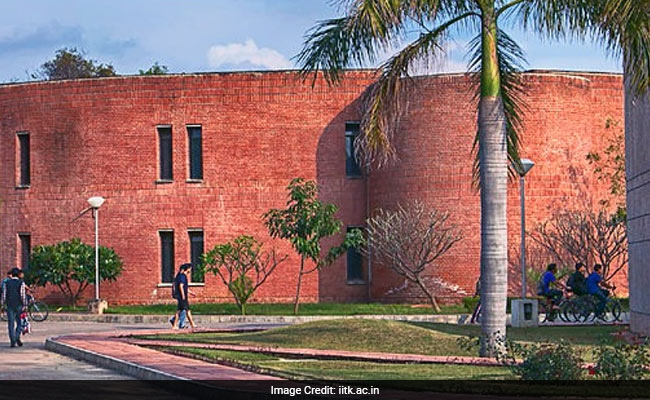 Now, Kurtas, Pyjamas And Churidaars At IIT-Kanpur Convocation