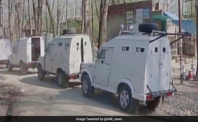 2 Terrorists Try To Ambush Senior Cops In Jammu And Kashmir's Pulwama District, Killed - NDTV