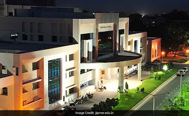JIPMER MBBS 2017: Hall Tickets To Be Out Tomorrow