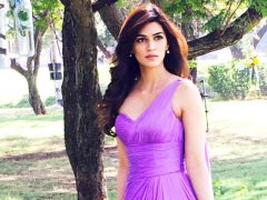 Get Kriti Sanon's Lean and Slim Look With Her Fitness Secrets Get Kriti Sanon's Lean and Slim Look With Her Fitness Secrets