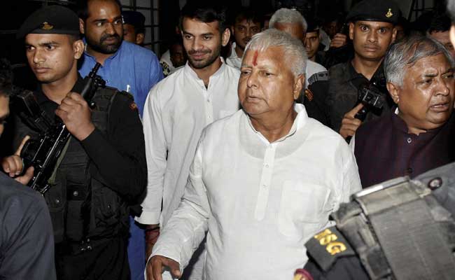 Lalu Prasad Yadav Suffers Minor Injury After Stage Collapses In Patna