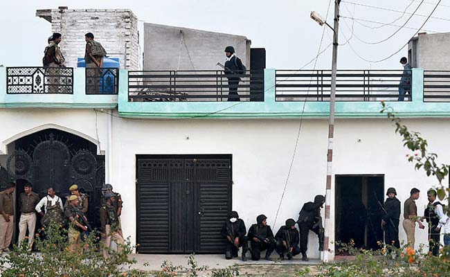 UP Cops Reportedly Faulted For 'Running Commentary' On Lucknow Operation