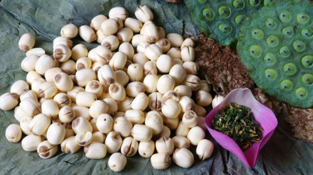 Benefits Of Makhana: 5 Amazing Benefits of Eating Fox Nuts (Makhana) For Health, Heart And Weight Loss