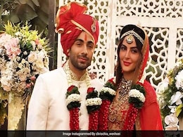 बिग बॉस सीजन 9 की कंटेस्टेंट रही मंदाना करीमी ने की शादी, बानी और गौहर भी पहुंची शादी में बिग बॉस सीजन 9 की कंटेस्टेंट रही मंदाना करीमी ने की शादी, बानी और गौहर भी पहुंची शादी में