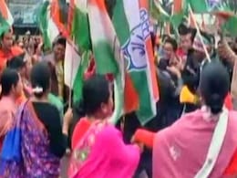 धर्मनिरपेक्ष और क्षेत्रीय दलों के साथ मिलकर सरकार बनाएंगी कांग्रेस धर्मनिरपेक्ष और क्षेत्रीय दलों के साथ मिलकर सरकार बनाएंगी कांग्रेस