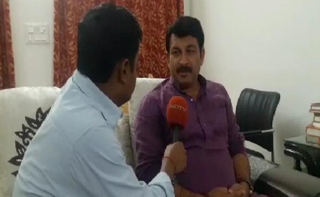 हाउस टैक्स माफ करने का अधिकार दिल्ली सरकार के पास है ही नहीं : दिल्ली बीजेपी अध्यक्ष मनोज तिवारी का अरविंद केजरीवाल के वादे पर पलटवार