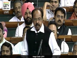 Congress' Veerappa Moily Defends EVMs As Party Takes Opposite Stand Congress' Veerappa Moily Defends EVMs As Party Takes Opposite Stand