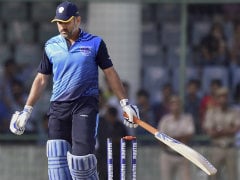 MS Dhoni Loses And Recovers 3 Mobiles Phones After Filing Complaint