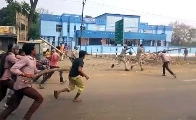 Armed With Sticks, Locals In West Bengal Chase Away Police On Camera