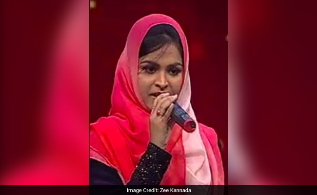 रियलिटी शो में भजन गाने के चलते Twitter पर ट्रोल हो रही मुस्लिम लड़की