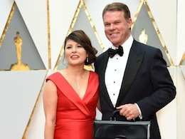 Oscars 2017: All Eyes On PwC Accountant Brian Cullinan After Envelope Debacle Oscars 2017: All Eyes On PwC Accountant Brian Cullinan After Envelope Debacle