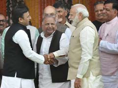 At Yogi Adityanath's Oath Ceremony, PM Narendra Modi's Bonhomie With The Samajwadis