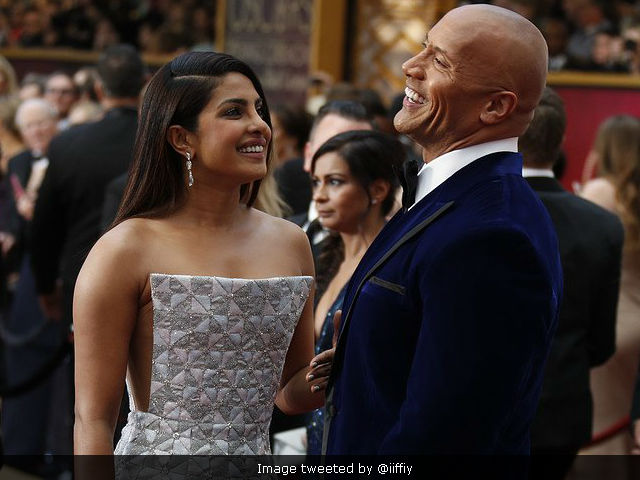 Oscars 2017: Priyanka Chopra, Dwayne Johnson Reveal Story Behind This Pic