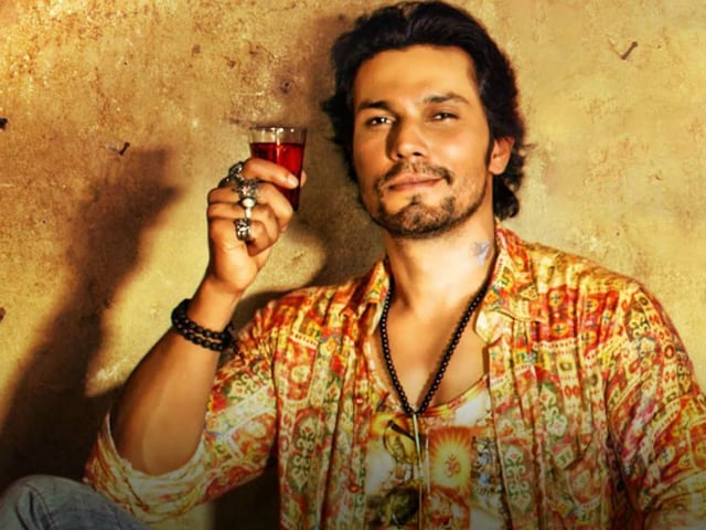 Why Randeep Hooda Thinks &#39;Parental Guidance&#39; Is Needed For Reading His  Tweets