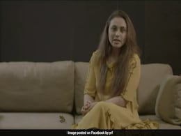 रानी मुखर्जी ने बताया कि आखिर क्यों नहीं सोशल मीडिया पर पोस्ट करती बेटी आदिरा के फोटो रानी मुखर्जी ने बताया कि आखिर क्यों नहीं सोशल मीडिया पर पोस्ट करती बेटी आदिरा के फोटो