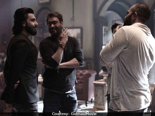Ranveer Singh Visits Ajay Devgn And Rohit Shetty On The Sets Of Golmaal Again