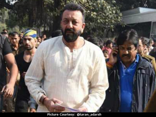 Sanjay Dutt Reportedly Suffers Fractured Rib During Bhoomi Shoot