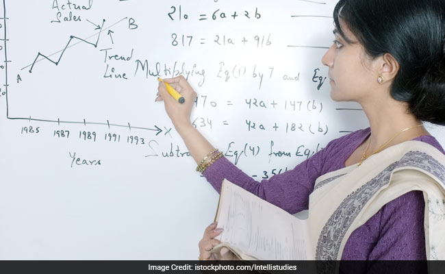 Teacher's Crisis In India: 11 Lakh Untrained Teachers In Workforce