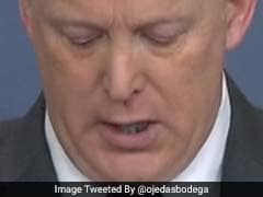 White House Spokesman Sean Spicer Briefs Media With Food In Teeth, Twitter Digs In