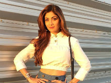 Shilpa Shetty Does A <I>Naagin</i> Dance After Having <i>Bhaang</i> On Holi. Watch The Video Here