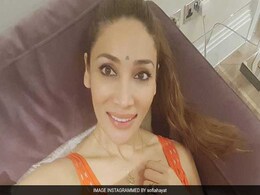 नन बन चुकी सोफिया हयात ने की सगाई, इंस्टाग्राम पर लिखा यह जोड़ी स्वर्ग में बनी है नन बन चुकी सोफिया हयात ने की सगाई, इंस्टाग्राम पर लिखा यह जोड़ी स्वर्ग में बनी है