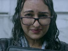 <i>Noor</i> Song <i>Uff Yeh Noor</i>: Sonakshi Sinha Tells Us Why She 'Hates Her Life'