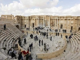 Atop Palmyra's Damaged Theatre, Syrian Musicians Sing Of Return Atop Palmyra's Damaged Theatre, Syrian Musicians Sing Of Return