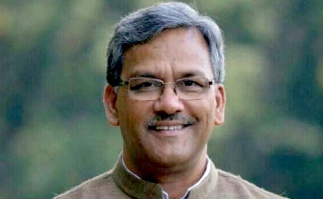 बसपा नेता को अपने बेटे की शादी में CM रावत को बुलाना पड़ा महंगा, पार्टी ने दिखाया बाहर का रास्ता बसपा नेता को अपने बेटे की शादी में CM रावत को बुलाना पड़ा महंगा, पार्टी ने दिखाया बाहर का रास्ता