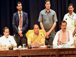 योगी आदित्यनाथ ने पुलिस को दिए बूचड़खानों को बंद करने की दिशा में काम करने के आदेश योगी आदित्यनाथ ने पुलिस को दिए बूचड़खानों को बंद करने की दिशा में काम करने के आदेश