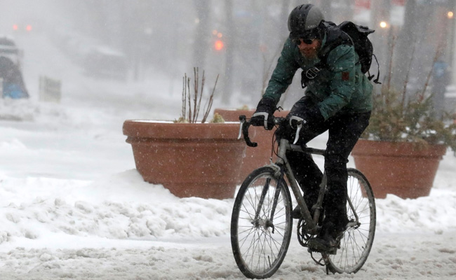 Blizzard Blankets Northeast US With Late-Season Snow