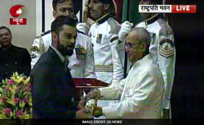 Virat Kohli, Sharad Pawar, Anuradha Paudwal Receive Padma Shri At Rashtrapati Bhavan