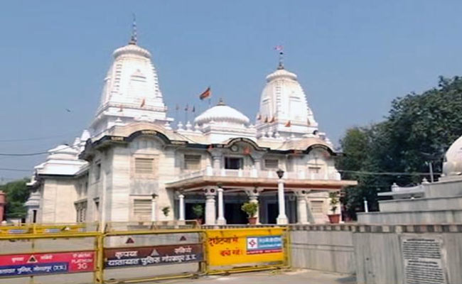 Why People Are Queuing Up At Yogi Adityanath's Gorakhpur <i>Durbar</i>