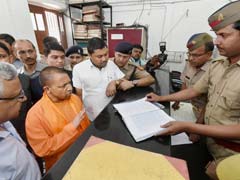 Yogi Adityanath's Surprise Check At Lucknow Police Station