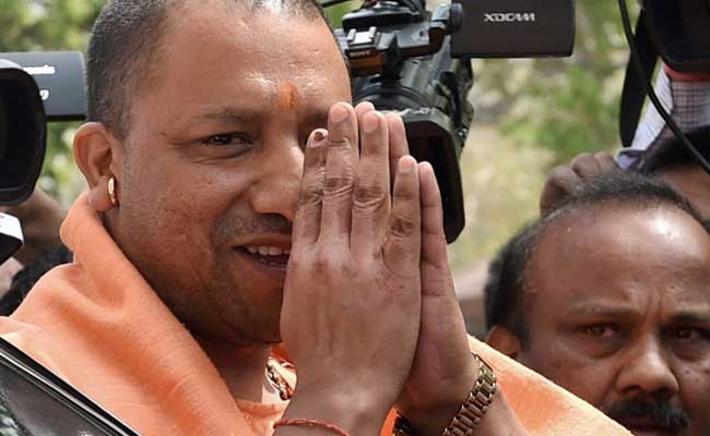Mani Shankar Aiyar's Rebuttal To Chandan Mitra On Yogi Adityanath