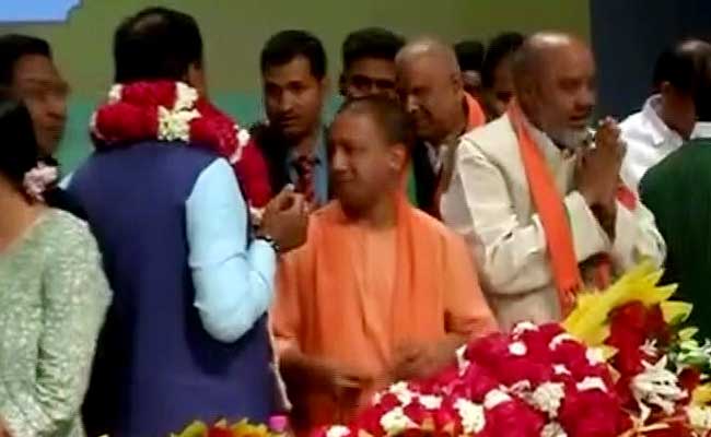 योगी आदित्यनाथ के पक्ष में रही ये 5 बातें, जिसके चलते वे बने यूपी के मुख्यमंत्री