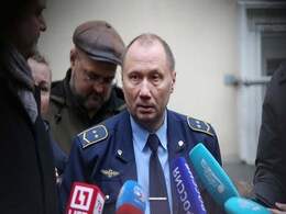 St Petersburg Metro Driver Hailed As Hero After Blasts St Petersburg Metro Driver Hailed As Hero After Blasts
