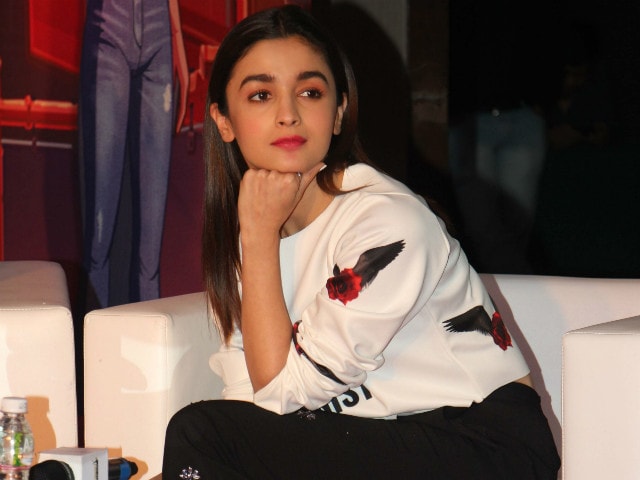 Alia Bhatt Reportedly Had To Fire Bodyguard For Being Drunk On Duty