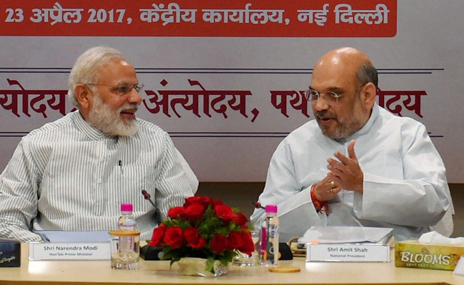 Now, Amit Shah Tweets Survey On World Leaders To Praise PM