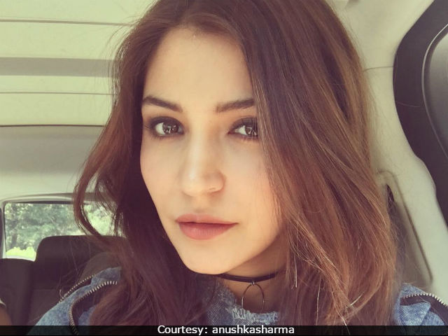 After <i>Phillauri</i>, Anushka Sharma To Produce Another Love Story