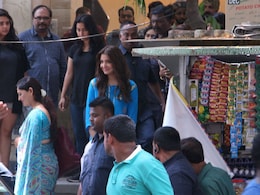 Anushka Sharma Spotted Shooting For Imtiaz Ali's Film In Mumbai Anushka Sharma Spotted Shooting For Imtiaz Ali's Film In Mumbai